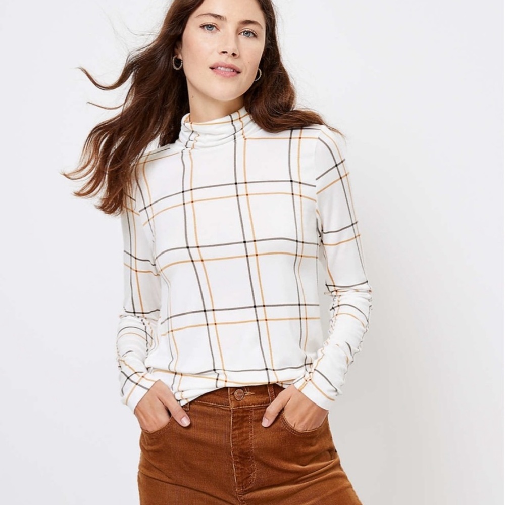 Loft white plaid turtleneck